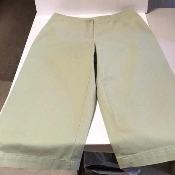 Liz Claiborne sage wide leg capris - Picture 2 of 6